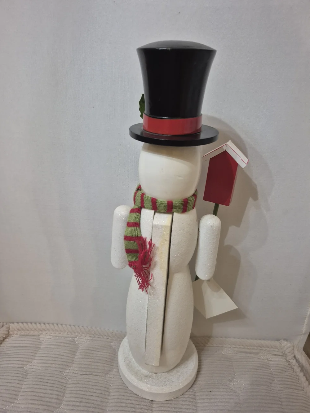 N/A charming white